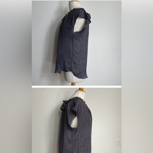 LC Lauren Conrad Blue Cream Mini Hearts Boxy Flowy Silky Blouse Size XL - Picture 3 of 8